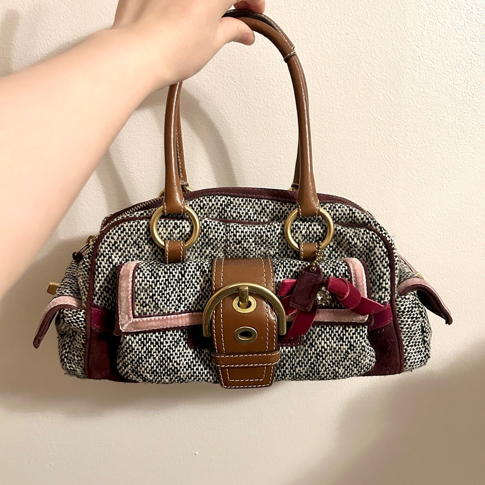 Coach 8F03 pink tweed shoulder bag